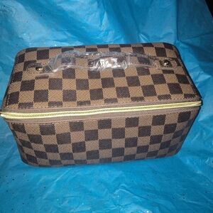 Unisex Designer Inspired      Over Night Bag Brand New